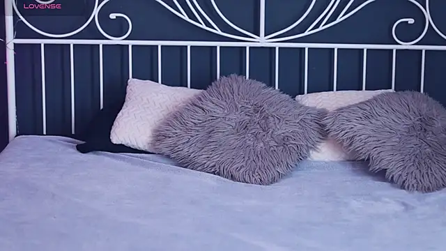 MissLilaa online show from 01/13/26, 09:14