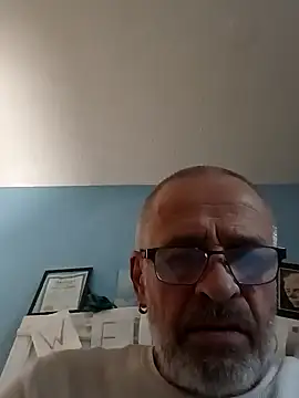 geilerschwanz64 online show from 01/22/25, 03:09