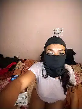 Yessicafoxy online show from 03/20/26, 04:56