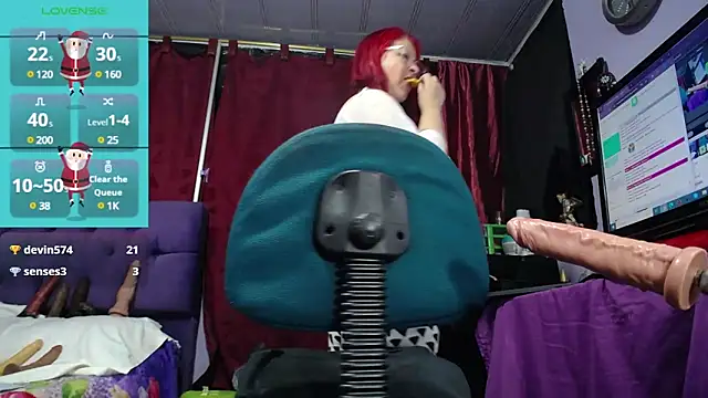 Snapshot of bigassruby45 chatting on 01/10/25, 12:27 bigassruby45 online show from 01/10/25, 12:27