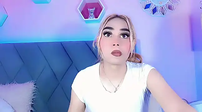 Hallyhott online show from 12/03/24, 12:38