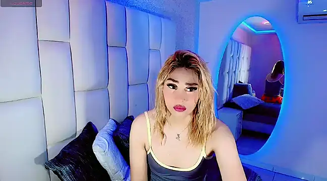 Hallyhott online show from 03/08/25, 04:01