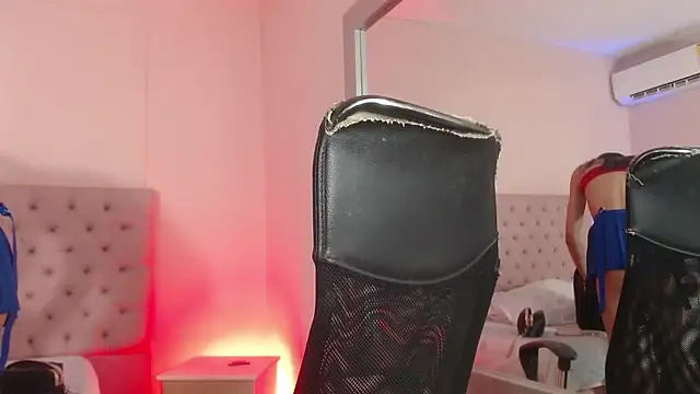 Snapshot of alice_sofia chatting on 03/08/25, 02:08 alice sofia online show from 03/08/25, 02:08