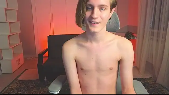 Snapshot of nikompell chatting on 01/26/25, 06:17 nikompell online show from 01/26/25, 06:17