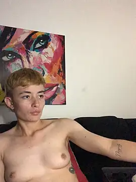 nico 18x online show from 02/11/25, 12:06