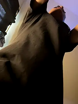 nico 18x online show from 10/27/25, 08:35