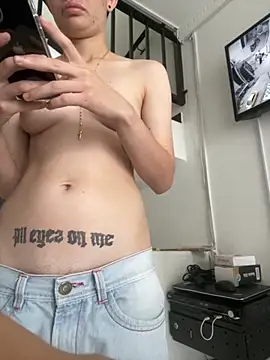 nico 18x online show from 11/14/25, 04:28