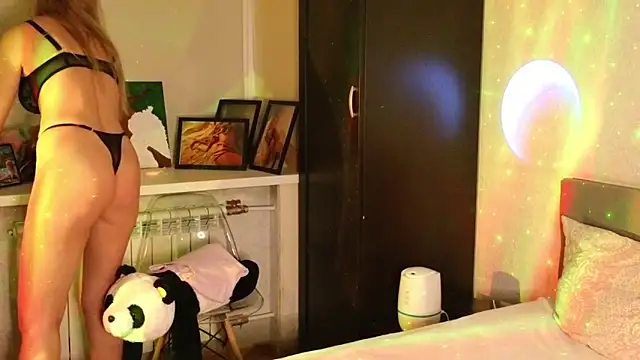 Erotic Ann online show from 04/01/26, 01:41