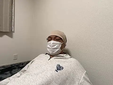 Grandpa29hijii online show from 02/16/25, 12:10