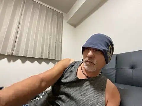 Grandpa29hijii online show from 09/09/25, 12:59