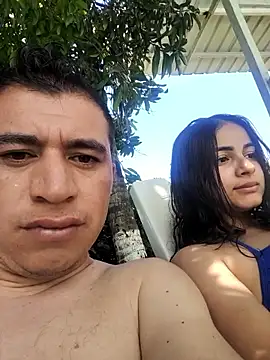 Snapshot of aleejhandraa chatting on 10/24/25, 05:09 aleejhandraa online show from 10/24/25, 05:09