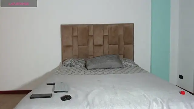 Snapshot of aleejhandraa chatting on 11/09/25, 09:13 aleejhandraa online show from 11/09/25, 09:13