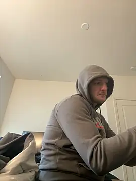 Snapshot of LoveItAllxHnH chatting on 01/28/25, 09:40 LoveItAllxHnH online show from 01/28/25, 09:40