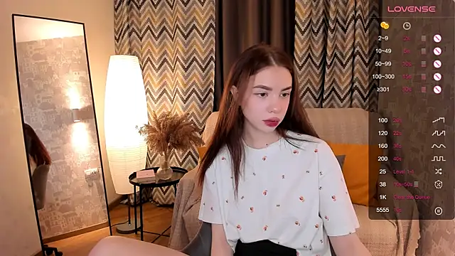 Snapshot of MilliBrown_ chatting on 01/11/25, 11:56 MilliBrown online show from 01/11/25, 11:56