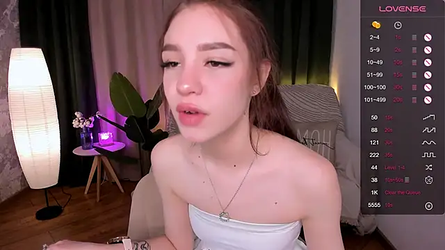 Snapshot of MilliBrown_ chatting on 02/11/25, 12:05 MilliBrown online show from 02/11/25, 12:05