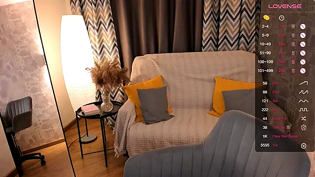 Snapshot of MilliBrown_ chatting on 02/26/25, 11:52 MilliBrown online show from 02/26/25, 11:52