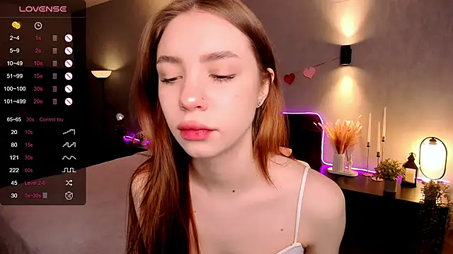 Snapshot of MilliBrown_ chatting on 11/16/25, 08:20 MilliBrown online show from 11/16/25, 08:20