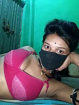 Hoty girl 143 online show from 10/28/25, 03:54