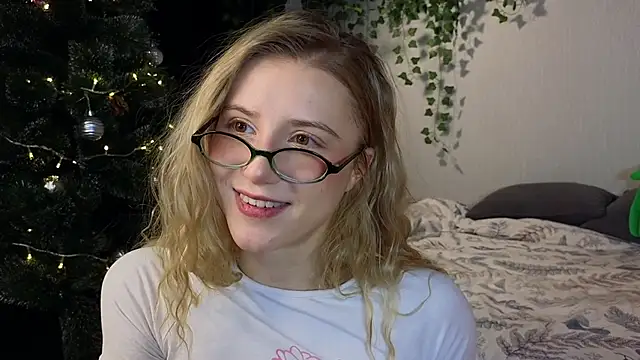 ArianaMur online show from 12/16/24, 05:27