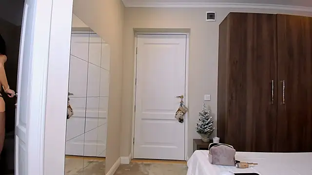 aiissh online show from 02/24/25, 10:14