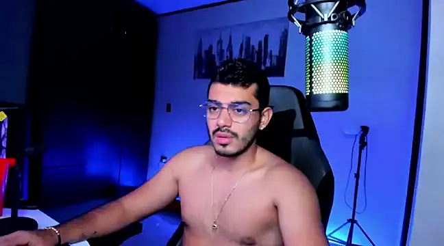 BrunoD31 online show from 02/11/25, 04:11