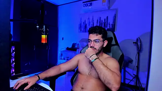 BrunoD31 online show from 12/15/25, 04:28