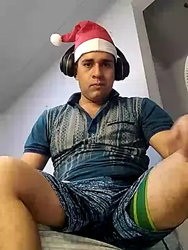 Snapshot of CRISTHIAN_GREY01 chatting on 12/03/24, 06:28 CRISTHIAN GREY01 online show from 12/03/24, 06:28