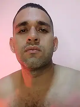 Snapshot of CRISTHIAN_GREY01 chatting on 12/11/24, 05:10 CRISTHIAN GREY01 online show from 12/11/24, 05:10