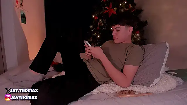 Snapshot of JaycoThomas chatting on 12/14/24, 03:51 JaycoThomas online show from 12/14/24, 03:51