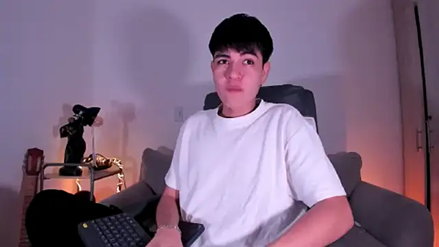 Snapshot of JaycoThomas chatting on 02/06/25, 03:09 JaycoThomas online show from 02/06/25, 03:09