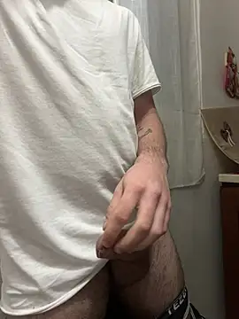 Snapshot of voglioso069 chatting on 01/06/25, 01:31 voglioso069 online show from 01/06/25, 01:31