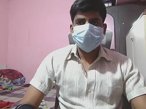 KissesBoyAD online show from 10/31/25, 06:20