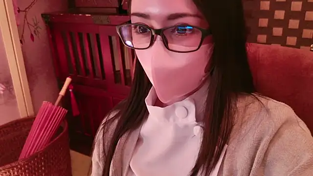 Snapshot of aya__me chatting on 03/10/25, 04:38 aya  me online show from 03/10/25, 04:38