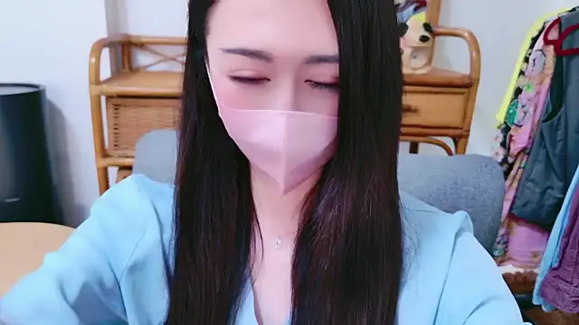 Snapshot of aya__me chatting on 03/16/25, 06:31 aya  me online show from 03/16/25, 06:31