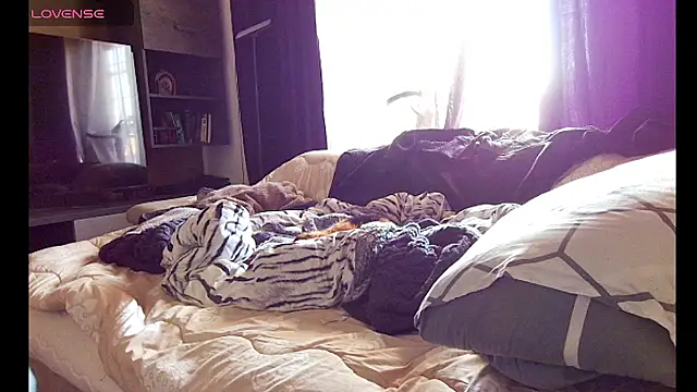 snowpanter online show from 02/17/25, 07:47