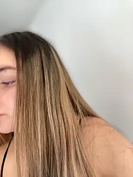 imlindapink online show from 12/16/25, 04:56