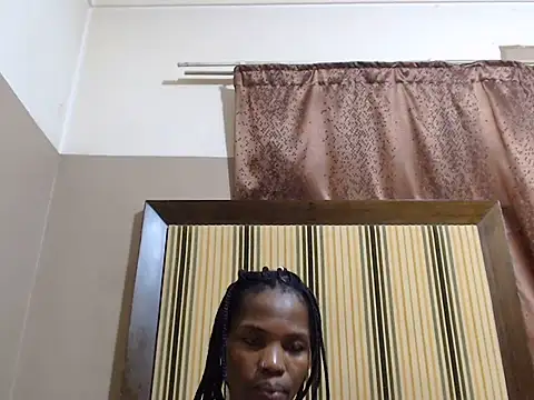Hotsexyberry22 online show from 06/14/26, 06:37