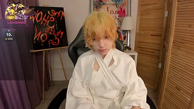 Snapshot of fiamoory chatting on 01/20/25, 02:01 fiamoory online show from 01/20/25, 02:01