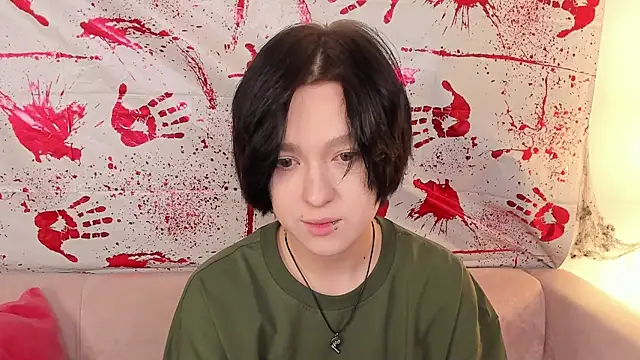 Snapshot of fiamoory chatting on 11/01/25, 01:07 fiamoory online show from 11/01/25, 01:07