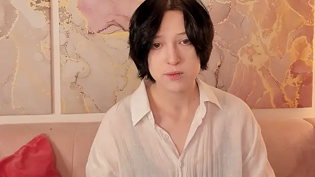 Snapshot of fiamoory chatting on 11/07/25, 12:54 fiamoory online show from 11/07/25, 12:54