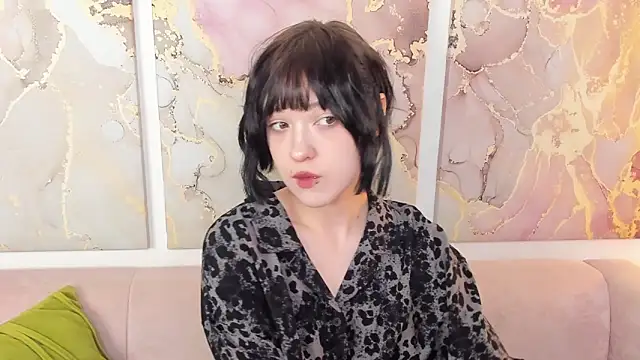 Snapshot of fiamoory chatting on 11/29/25, 01:19 fiamoory online show from 11/29/25, 01:19