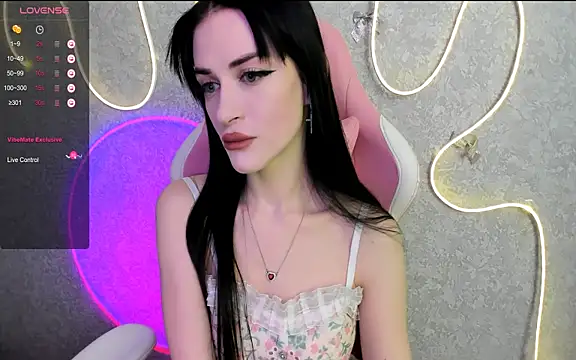 Molly Crystall online show from 04/20/26, 04:48