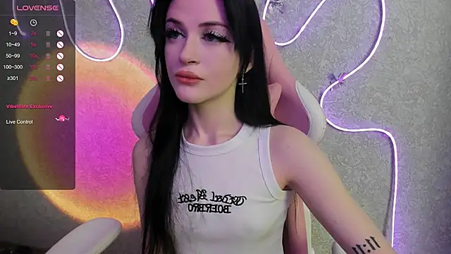 Molly Crystall online show from 07/21/26, 02:58