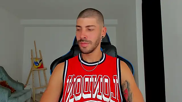 Guyinthemountain online show from 12/03/24, 07:22