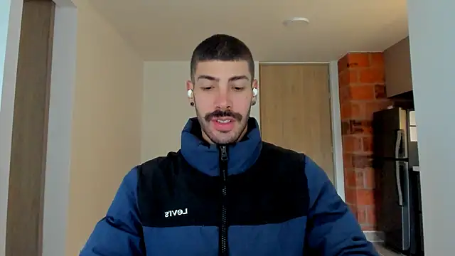 Guyinthemountain online show from 12/23/24, 11:25