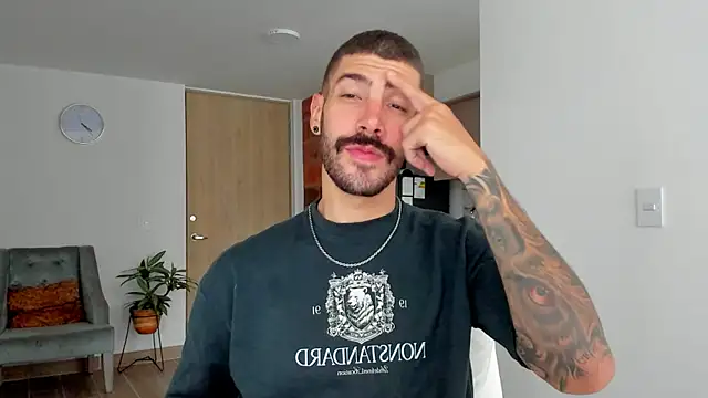 Guyinthemountain online show from 01/04/25, 12:38