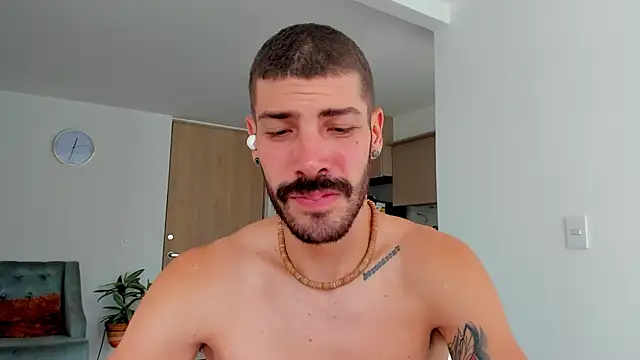 Guyinthemountain online show from 01/05/25, 04:38