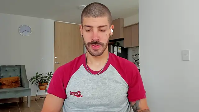 Guyinthemountain online show from 01/31/25, 01:23