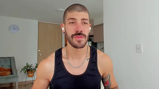 Guyinthemountain online show from 02/04/25, 03:04