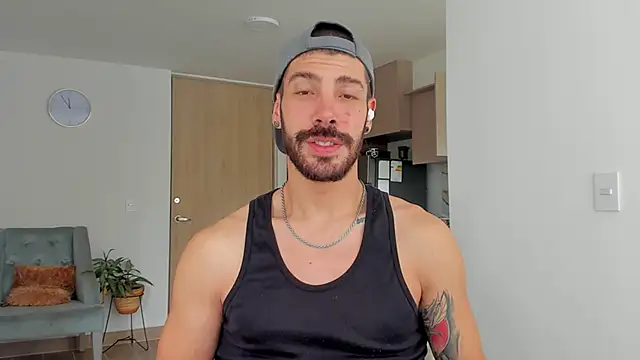 Guyinthemountain online show from 02/10/25, 07:38